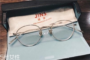jins眼鏡多少錢？jins眼鏡價格