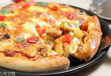 披薩醬可以用什么代替 披薩醬可以用番茄醬代替嗎 披薩醬可以用什么代替 披薩醬可以用番茄醬代替嗎