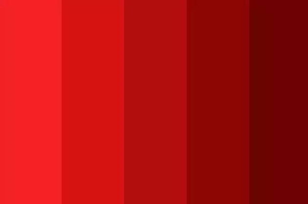 撩人紅唇配什么妝容比較好 性感紅唇煙熏妝教程 撩人紅唇配什么妝容比較好 性感紅唇煙熏妝教程