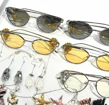 太陽鏡往下掉怎么調(diào)整？太陽鏡老是掉怎么辦？