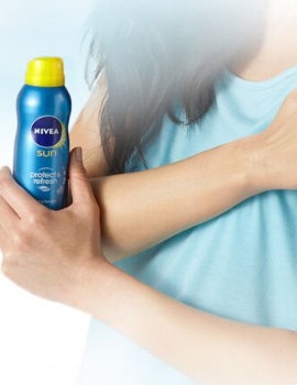 妮維雅防曬噴霧可以噴臉嗎？妮維雅防曬噴霧用法