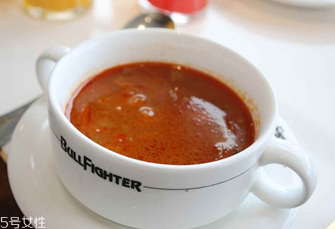 羅宋湯的熱量多少 羅宋湯會(huì)胖嗎 羅宋湯的熱量多少 羅宋湯會(huì)胖嗎