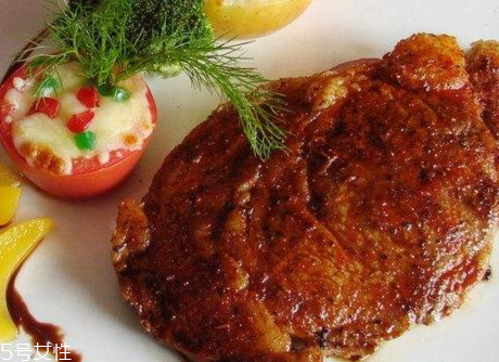 肉眼牛排是牛的哪個部位 菲力牛排和肉眼牛排有什么區(qū)別 肉眼牛排是牛的哪個部位 菲力牛排和肉眼牛排有什么區(qū)別