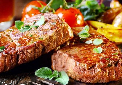 肉眼牛排是牛的哪個部位 菲力牛排和肉眼牛排有什么區(qū)別 肉眼牛排是牛的哪個部位 菲力牛排和肉眼牛排有什么區(qū)別