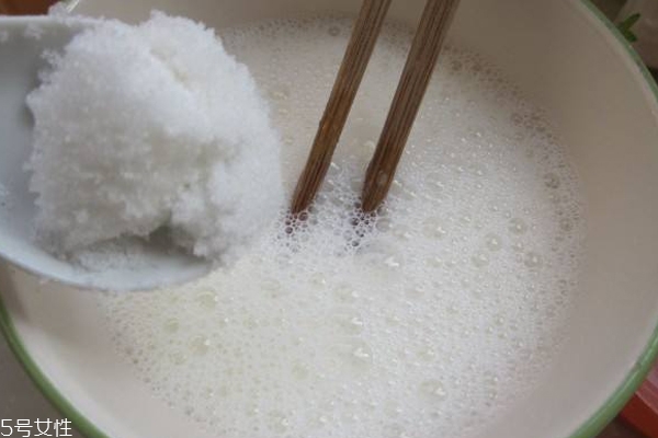 白糖能去妊娠紋嗎 白糖去妊娠紋的具體方法 白糖能去妊娠紋嗎 白糖去妊娠紋的具體方法