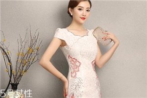 中國風(fēng)連衣裙怎么搭配？中國風(fēng)連衣裙搭配圖片