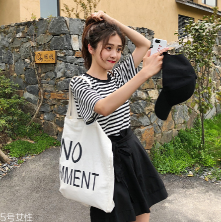 夏天穿什么t恤好看？夏季t恤穿搭圖片