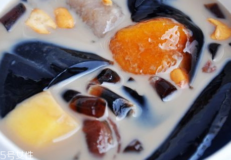 燒仙草可以加熱嗎 燒仙草是熱飲還是冷飲 燒仙草可以加熱嗎 燒仙草是熱飲還是冷飲