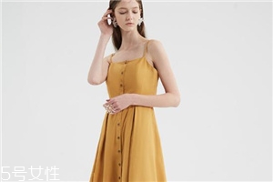 微胖穿什么連衣裙好看？微胖女生適合穿什么連衣裙？