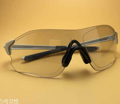 oakley眼鏡怎么樣？歐克利眼鏡好嗎？