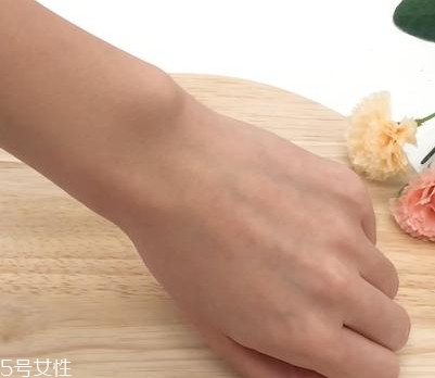 3種自做去黑頭面膜怎么做 3種自做去黑頭面膜怎么做