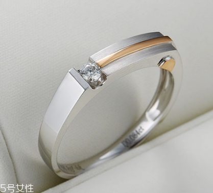 金大福和老鳳祥哪個好？金大福和老鳳祥品牌對比