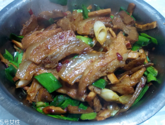 黑豬肉與白豬肉區(qū)別 黑豬肉與白豬肉哪個好吃？