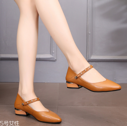 今年流行什么樣的瑪麗珍鞋？瑪麗珍鞋款式推薦