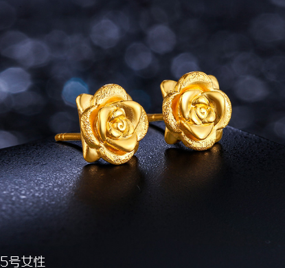 周六福黃金多少錢一克？周六福黃金價格