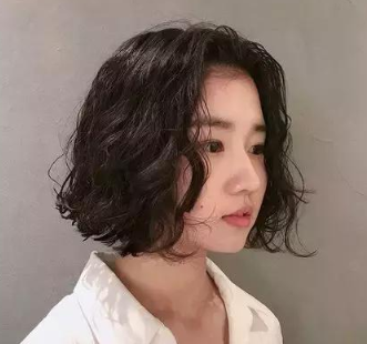 小熊卷短發(fā)的由來 小熊卷發(fā)型圖片大全 小熊卷短發(fā)的由來 小熊卷發(fā)型圖片大全