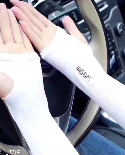 冰袖是一次性的嗎？冰袖可以反復(fù)用嗎？