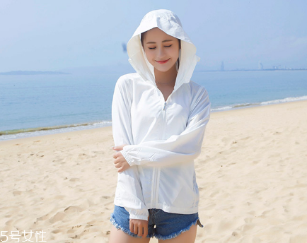 防曬衣上的筆墨怎么洗？防曬衣沾上筆墨怎么清洗？