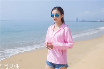 防曬衣上的油怎么洗？防曬衣上滴了油用什么洗？