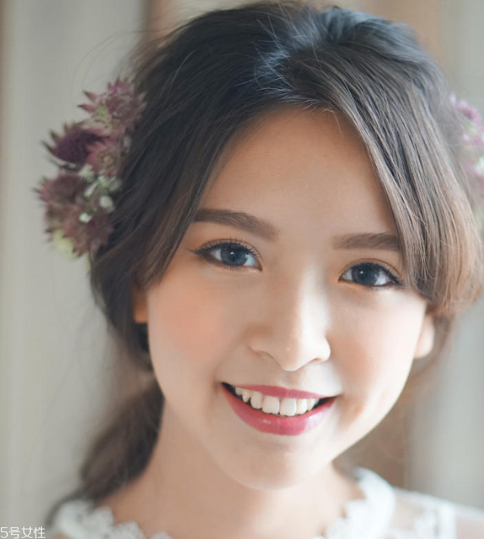 新娘劉海什么長(zhǎng)度最好 新娘頭發(fā)多長(zhǎng)最好