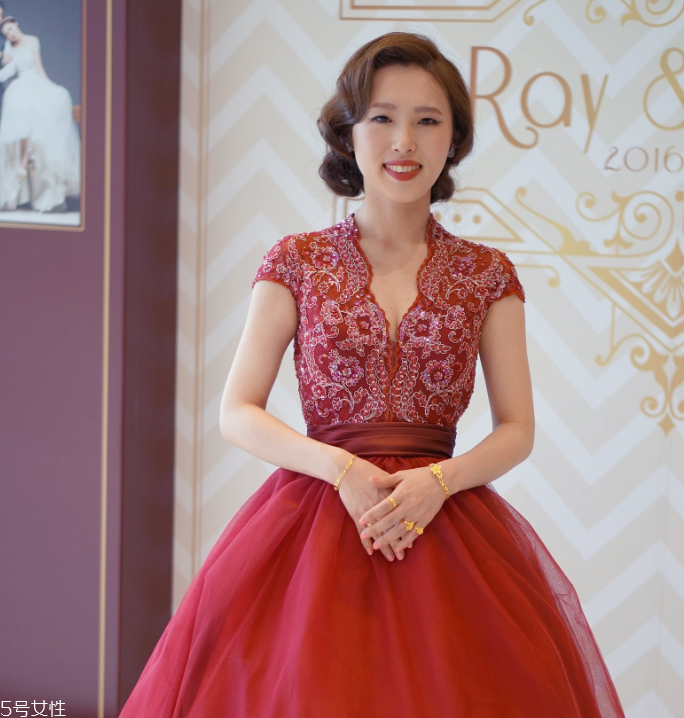 新娘劉海什么長(zhǎng)度最好 新娘頭發(fā)多長(zhǎng)最好