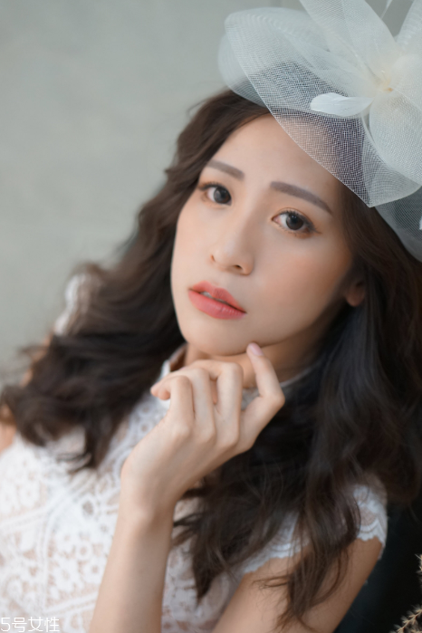 新娘劉海什么長(zhǎng)度最好 新娘頭發(fā)多長(zhǎng)最好