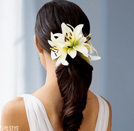 新娘鮮花造型用什么花 新娘浪漫鮮花造型參考 新娘鮮花造型用什么花 新娘浪漫鮮花造型參考