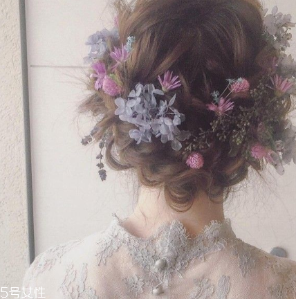 新娘鮮花造型用什么花 新娘浪漫鮮花造型參考 新娘鮮花造型用什么花 新娘浪漫鮮花造型參考