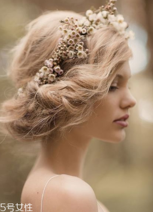 新娘鮮花造型用什么花 新娘浪漫鮮花造型參考 新娘鮮花造型用什么花 新娘浪漫鮮花造型參考