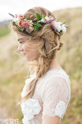 新娘鮮花造型用什么花 新娘浪漫鮮花造型參考 新娘鮮花造型用什么花 新娘浪漫鮮花造型參考