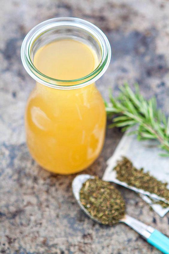 綠茶護(hù)膚品的功效與作用 自制綠茶護(hù)膚品教程 綠茶護(hù)膚品的功效與作用 自制綠茶護(hù)膚品教程