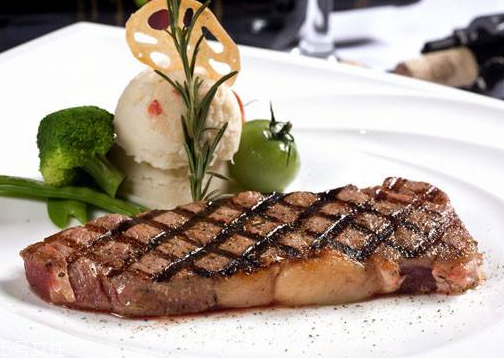 西冷牛排推薦幾分熟？西冷牛排幾分熟好吃？