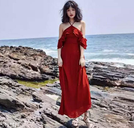 胸大適合什么連衣裙？胸大穿什么連衣裙好看？