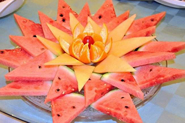 西瓜擺盤切法 怎樣切西瓜不浪費？