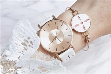 手表可以逆時針調(diào)嗎？手表為什么不能逆時針調(diào)？