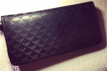 阿瑪尼錢包貴嗎？阿瑪尼錢包專柜價(jià)格