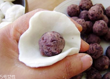 豆沙餡稀了怎么辦 豆沙餡干了怎么辦 豆沙餡稀了怎么辦 豆沙餡干了怎么辦