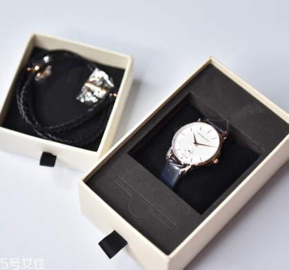 victoria hyde手表什么檔次？victoria hyde什么級(jí)別？