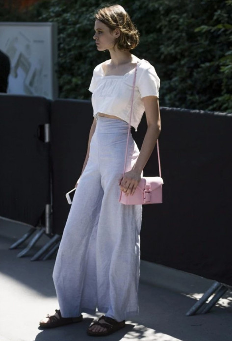 寬褲子配什么上衣圖片 寬褲怎么搭配 寬褲子配什么上衣圖片 寬褲怎么搭配