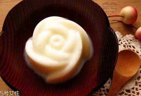 蕓豆糕的熱量是多少 吃蕓豆糕會(huì)胖嗎 蕓豆糕的熱量是多少 吃蕓豆糕會(huì)胖嗎