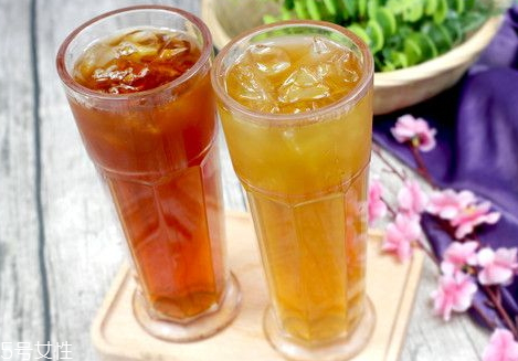 冰紅茶喝多了會怎么樣 冰紅茶喝多了會上火嗎 冰紅茶喝多了會怎么樣 冰紅茶喝多了會上火嗎