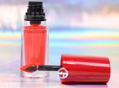 阿瑪尼小胖丁唇釉303號試色 阿瑪尼口紅303的顏色 阿瑪尼小胖丁唇釉303號試色 阿瑪尼口紅303的顏色