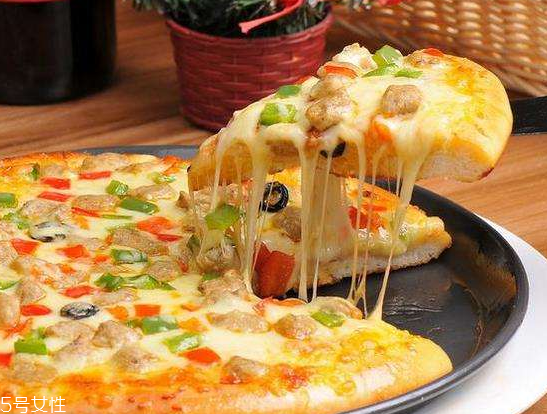 半成品披薩的做法 半成品披薩怎么烤？