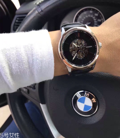 手表日期什么時(shí)候調(diào)最準(zhǔn)確？手表什么時(shí)候調(diào)日期最好？