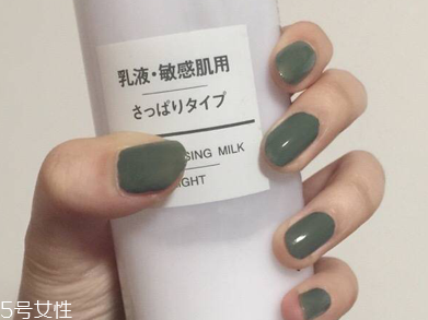 夏日清涼簡約美甲圖片2018 2018最流行的日系美甲款式 夏日清涼簡約美甲圖片2018 2018最流行的日系美甲款式