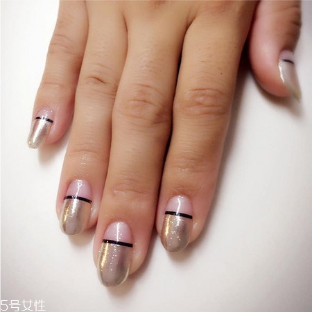 適合上班的美甲樣式 簡約通勤風(fēng)美甲教程 適合上班的美甲樣式 簡約通勤風(fēng)美甲教程