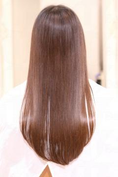 香水噴在哪里最好 香水要噴在哪個(gè)部位 香水噴在哪里最好 香水要噴在哪個(gè)部位