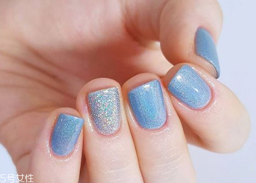 2022流行美甲圖片淺色 最適合夏天做的美甲顏色款式 2022流行美甲圖片淺色 最適合夏天做的美甲顏色款式