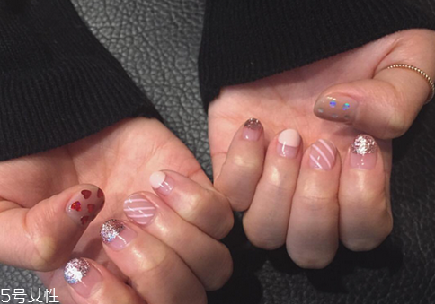 2018粉色美甲新款式圖片 今年流行的夏日清新美甲 2018粉色美甲新款式圖片 今年流行的夏日清新美甲