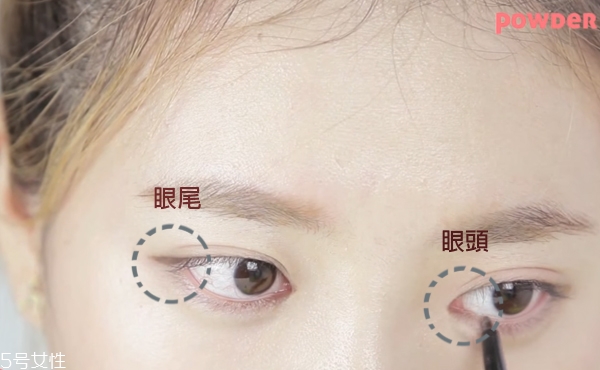 不畫眼線只畫眼影行嗎 不畫眼線的眼睛放大術